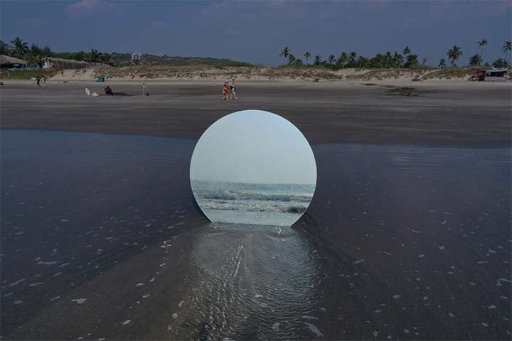 Mirror 01